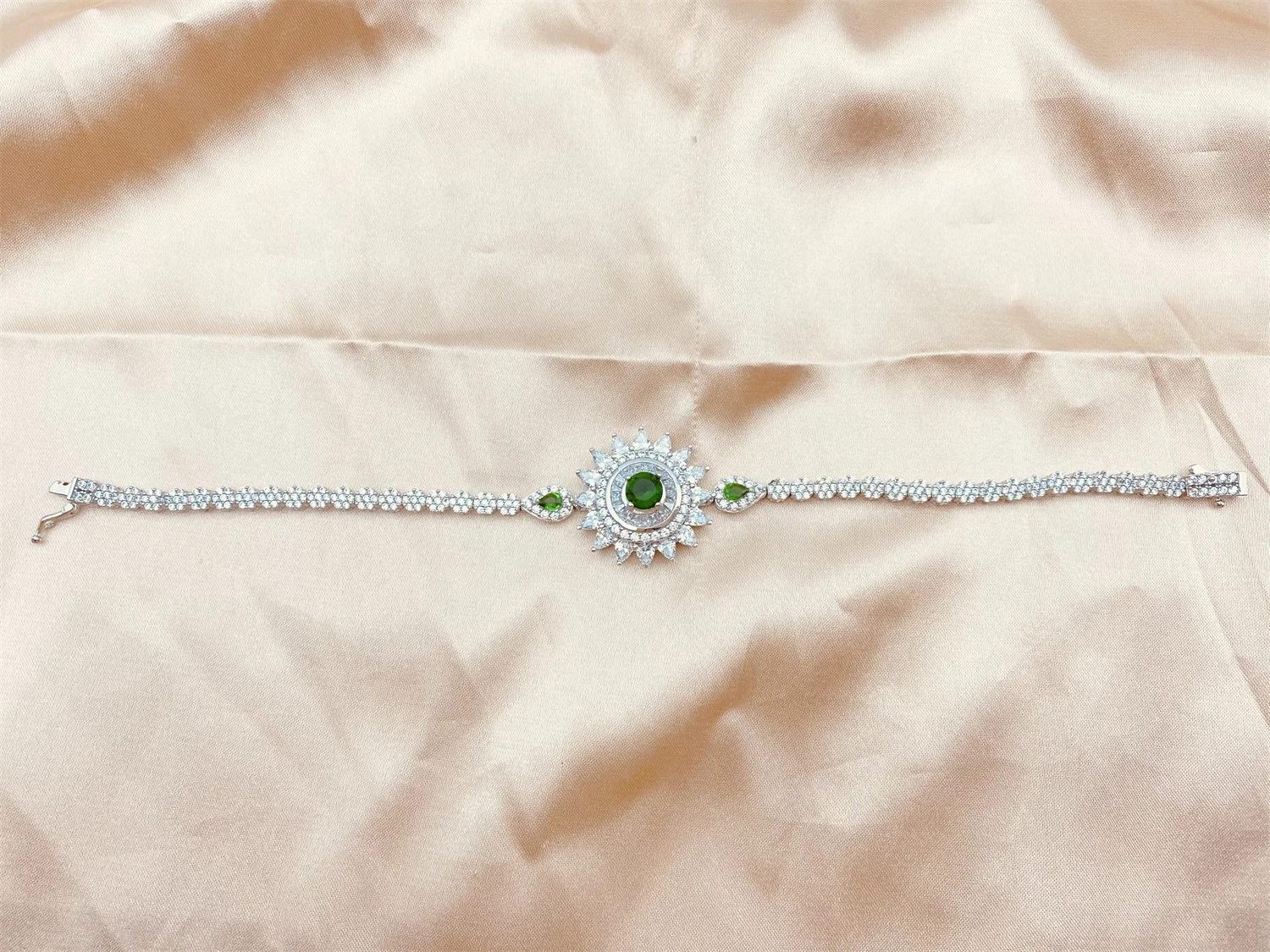 925 Silver Tennis Bracelet with Sapphire Color Stone