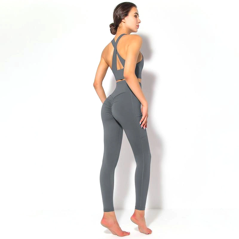 Amanon Fashion Trendy Slim Fit Women Workout Outfit 2 Pieces X-Back Stretch Sports Bra and Ruched Scrunched Butt Yoga Leggings with Pockets Gym Clothes Set