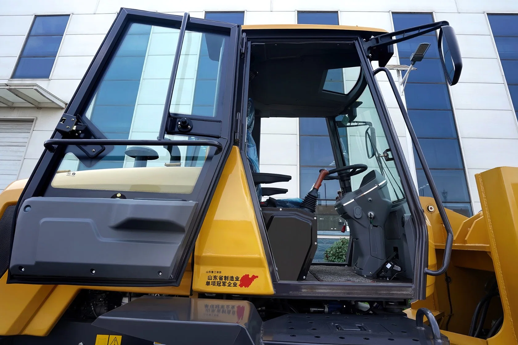 Wheel Loader 2.2tons Loder with High Power Engine Backhoe Loaders