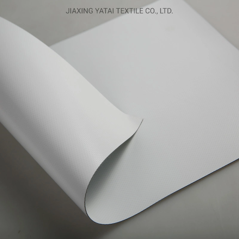 550GSM 610GSM 650GSM 1000D Polyester PVC beschichtete Gewebe Tarpaulin für LKW-Abdeckung und Zelttextilien