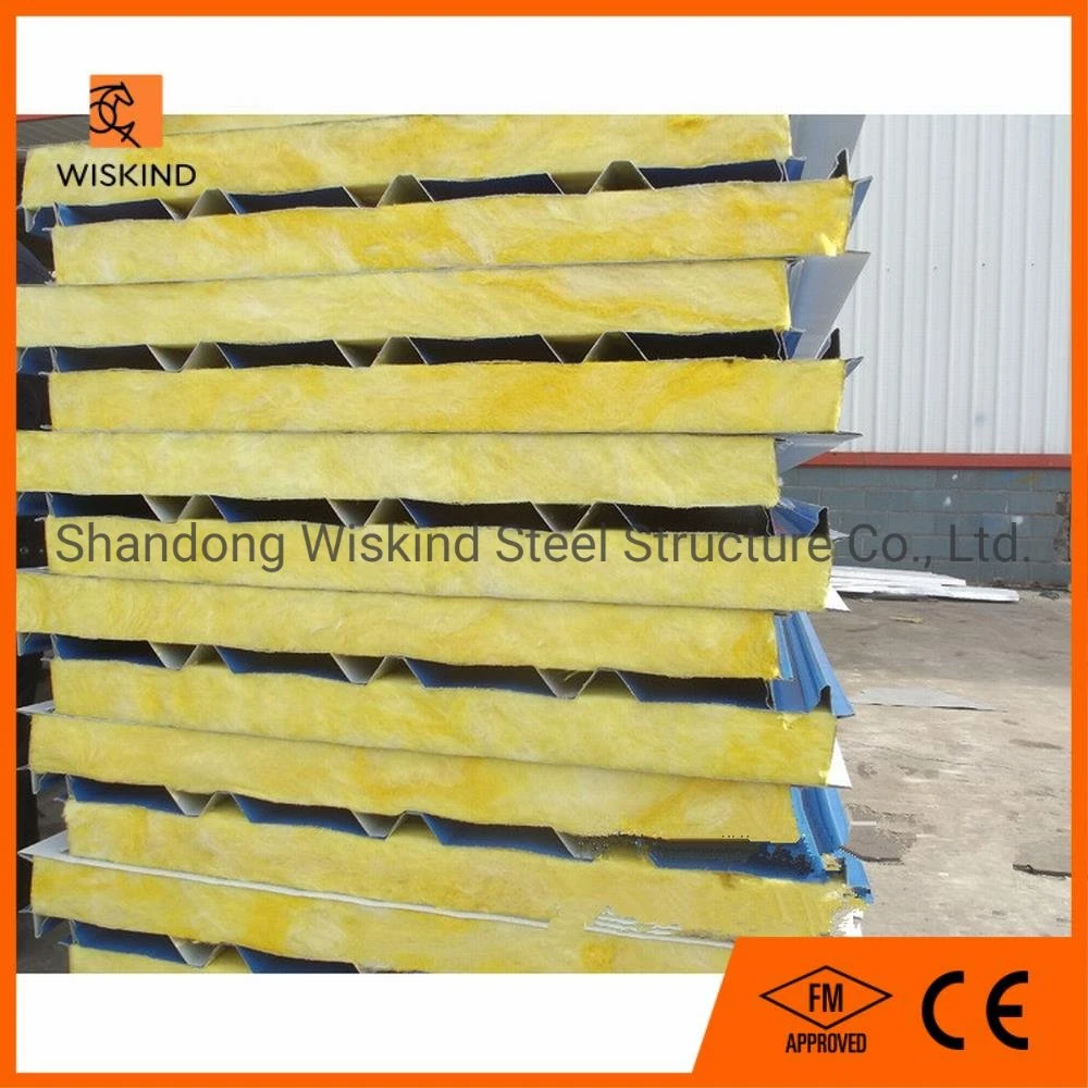 Fire Resistance/Sound Absorption Glass Wool Rock Wool PU Wall/Roofing Panel Composite Board for Steel Building with ISO