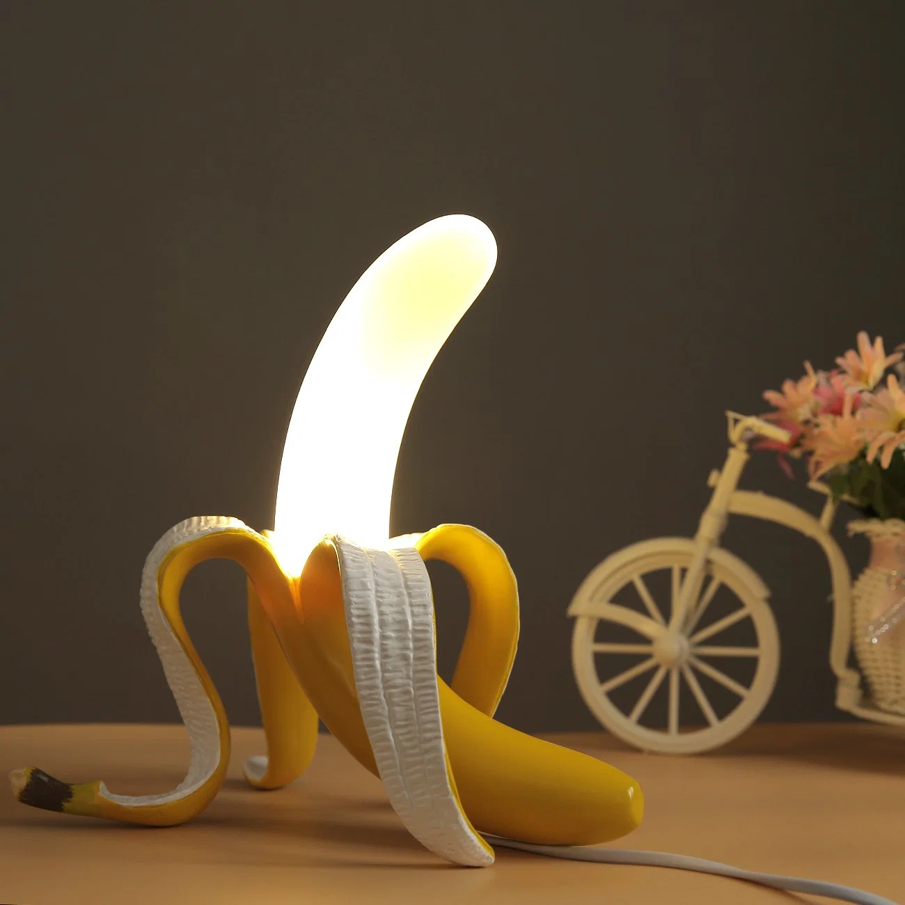 Banana Lights Art Deco Table Lamps for Living Room Glass Lampshade Table Lighting (WH-MTB-06)