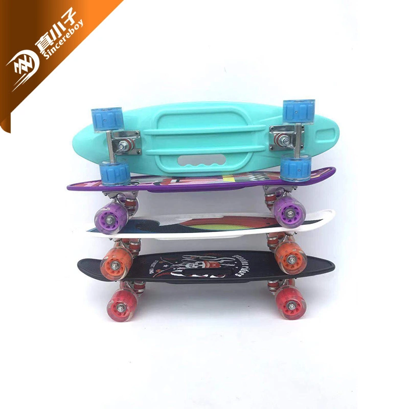 لوحة السمك البلاستيكية Retro Cruiser Skateboard