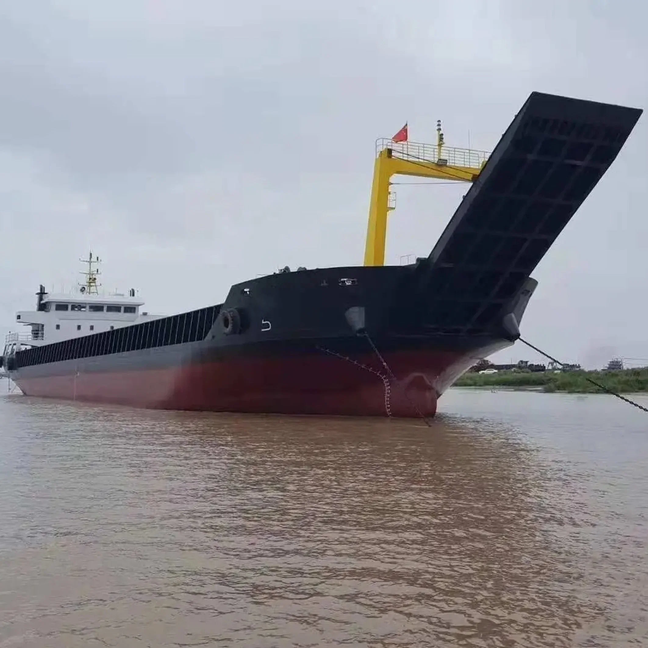 3000 dwt Transporte de minério de carro LCT tanques de óleo de Barge navio de carga