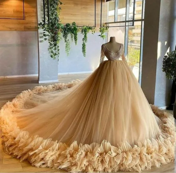 Wine Blue Quinceanera Ball Gowns Ruffles Black Red Tulle Prom Vestido E1989