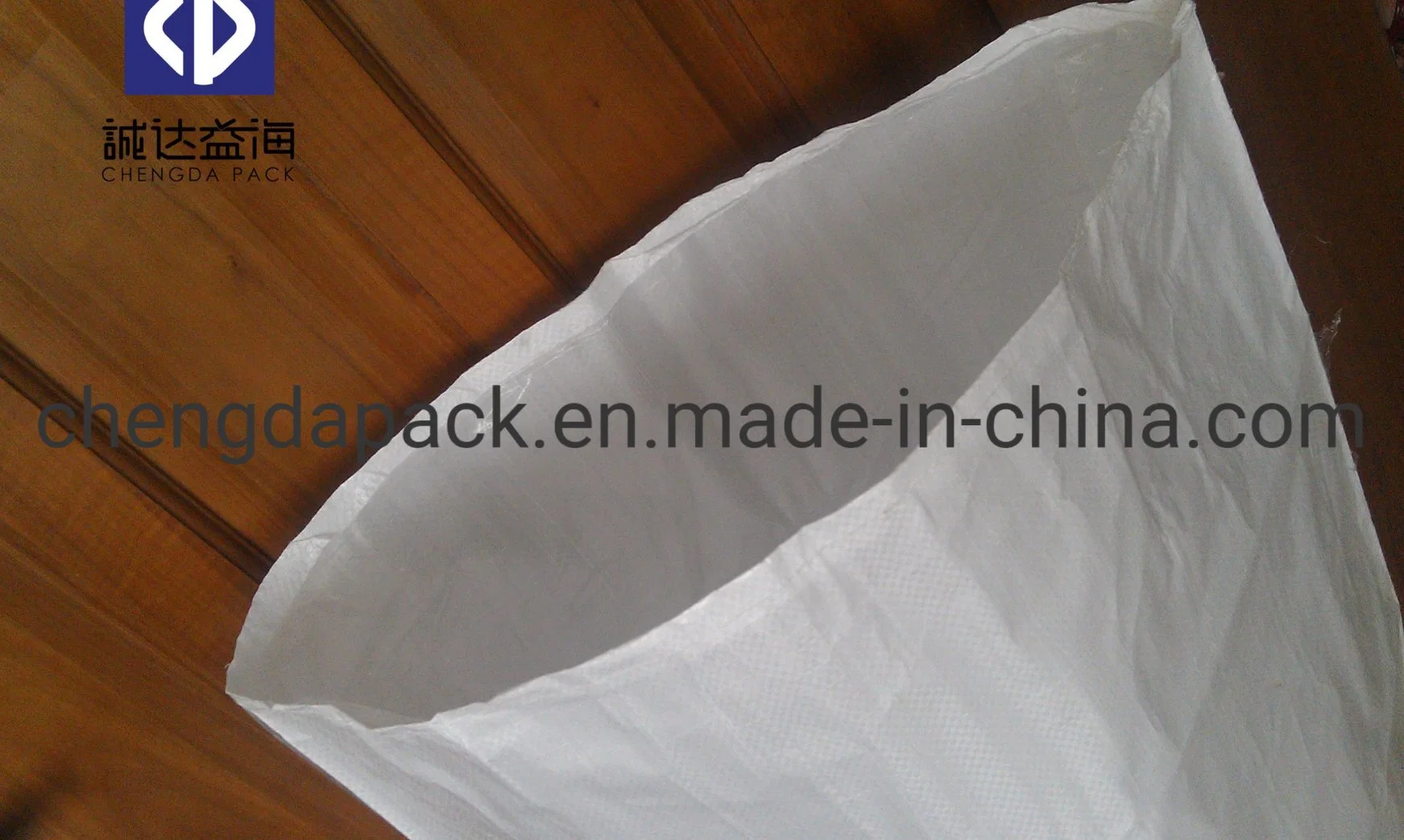 Bolsa de arroz tejida de polipropileno de plástico China 50kg para uso Ropa de embalaje 50kg bolsas de tejido de PP blanco liso