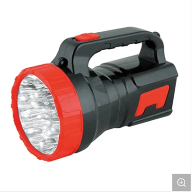 Lanterna LED de longa distância recarregável para exterior com iluminação LED Torch Lanterna portátil
