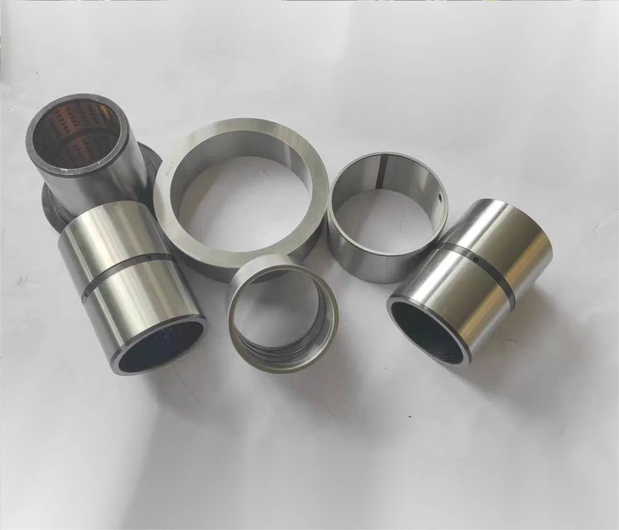 Customized Shaft Sleeve Loader Bucket Bushing, Excavetor Pull Rod Bushing, Excavator Shaft Sleeve for Cat