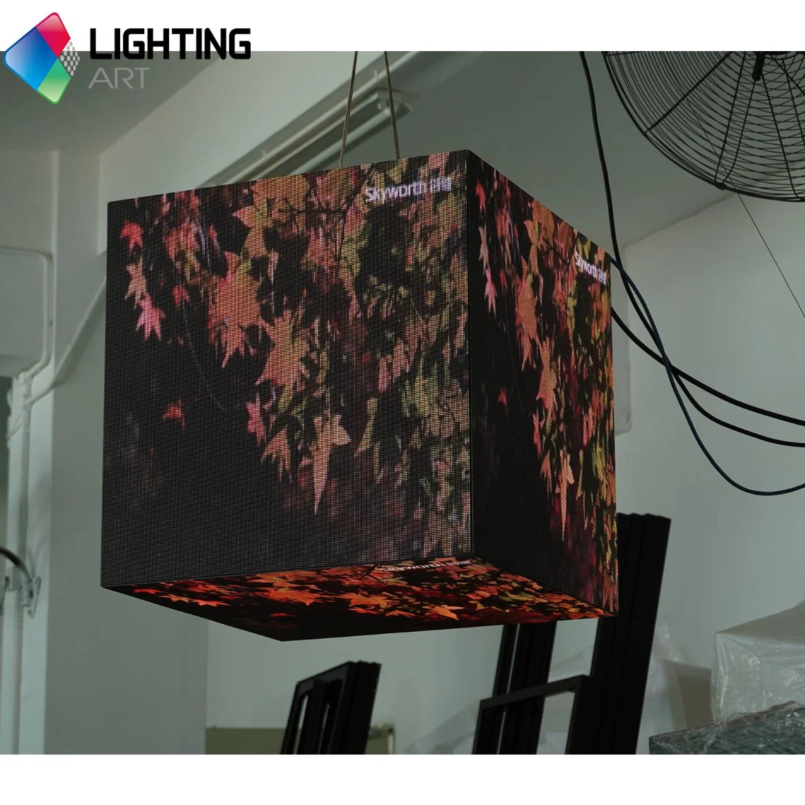 P2.5 Outdoor LED Cube Screen Creative 5 Side Mounted Advertising Cube Logo Brand LED Display Screen