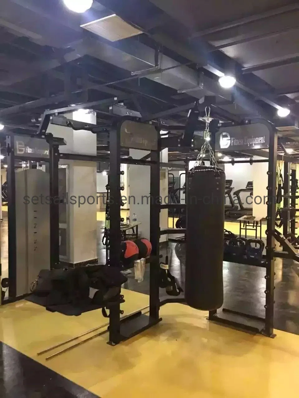 360b synergie commerciale multifonctionnelle rack à 4 portes Accueil Salle de gym du matériel de fitness rack puissance