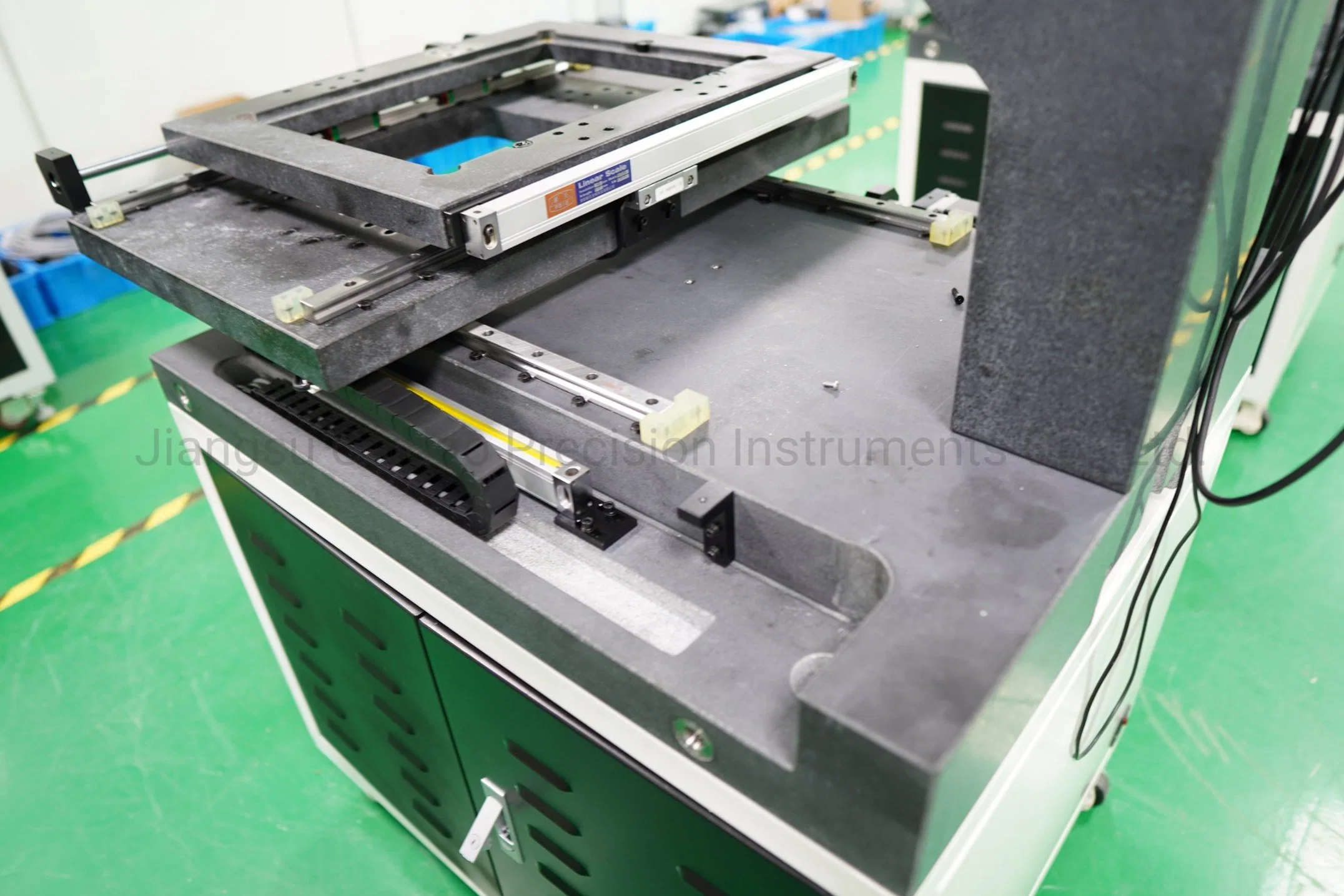 Fast Video Measuring Machine with High Precision of Outline Mesuring