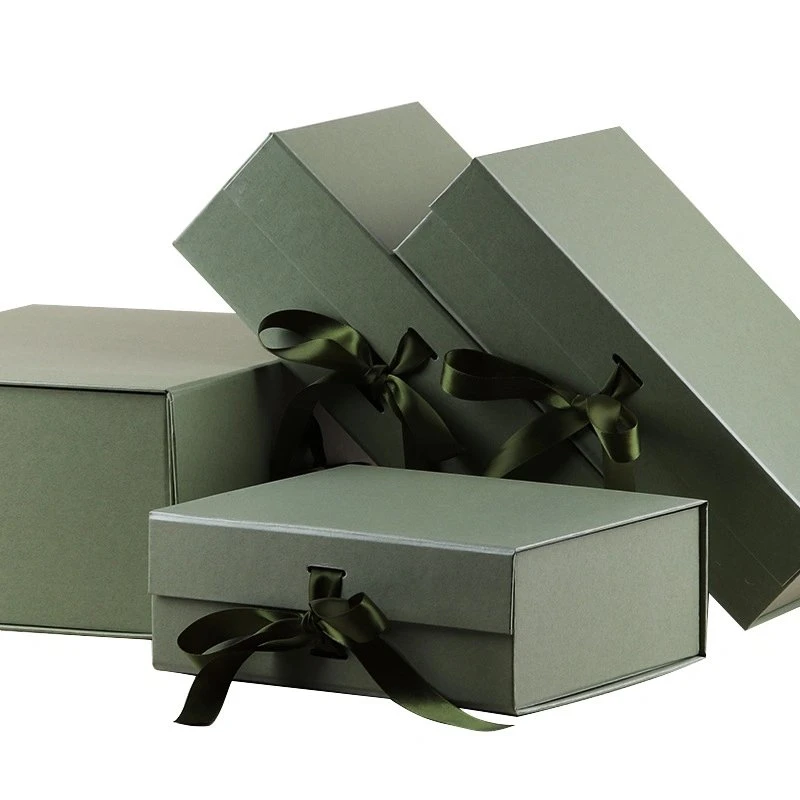 Factory Custom Size Rigid Paper Packaging Magnetic Gift Box with Gift Bag