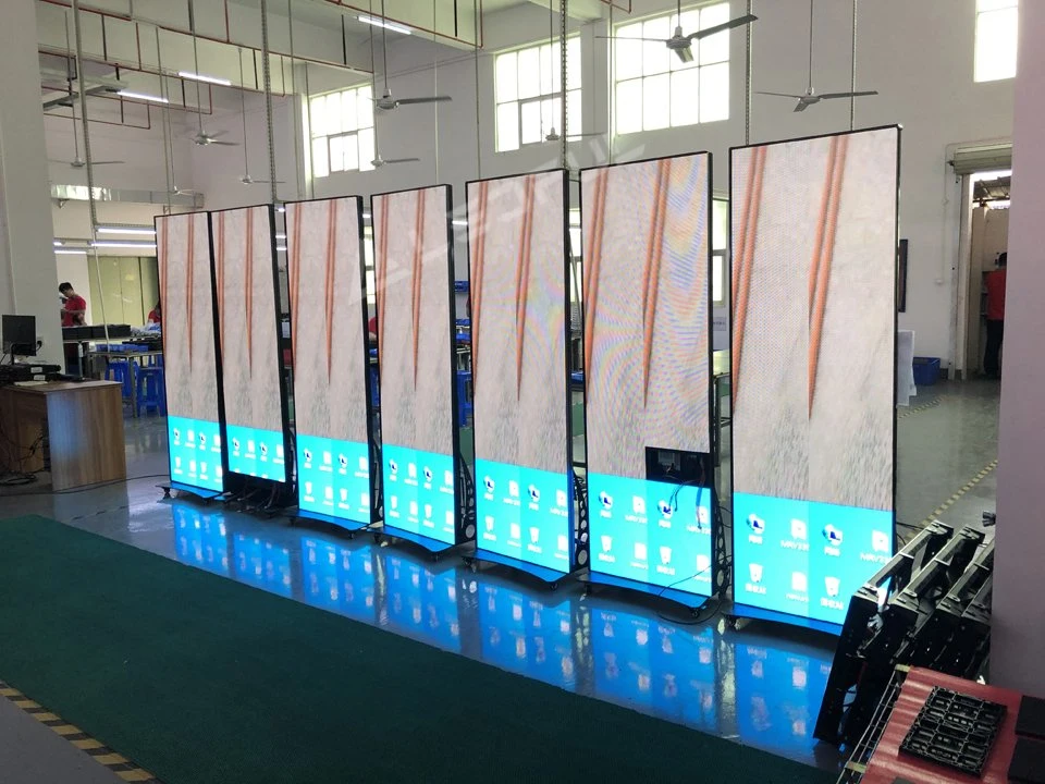 Mobile Full Color High quality/High cost performance LED Panel Indoor Media P2.5 (LPoster1.8)