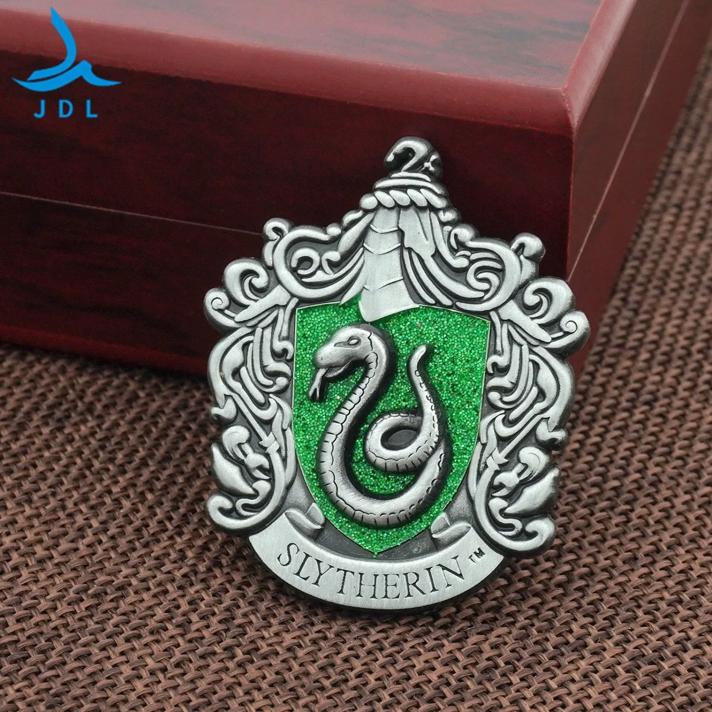 DIY Letter Your Own Logo Metal Badge China Manufacturers Round Making Custom Soft and Hard Enamel Lapel Pin with Back Card