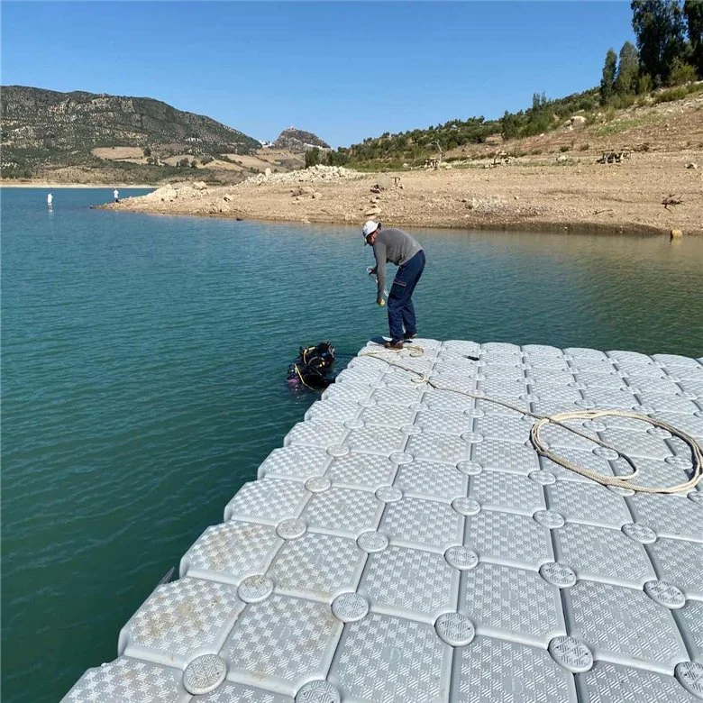 Los diques flotantes modulares Marine muelles Muelles de barcos para los lagos