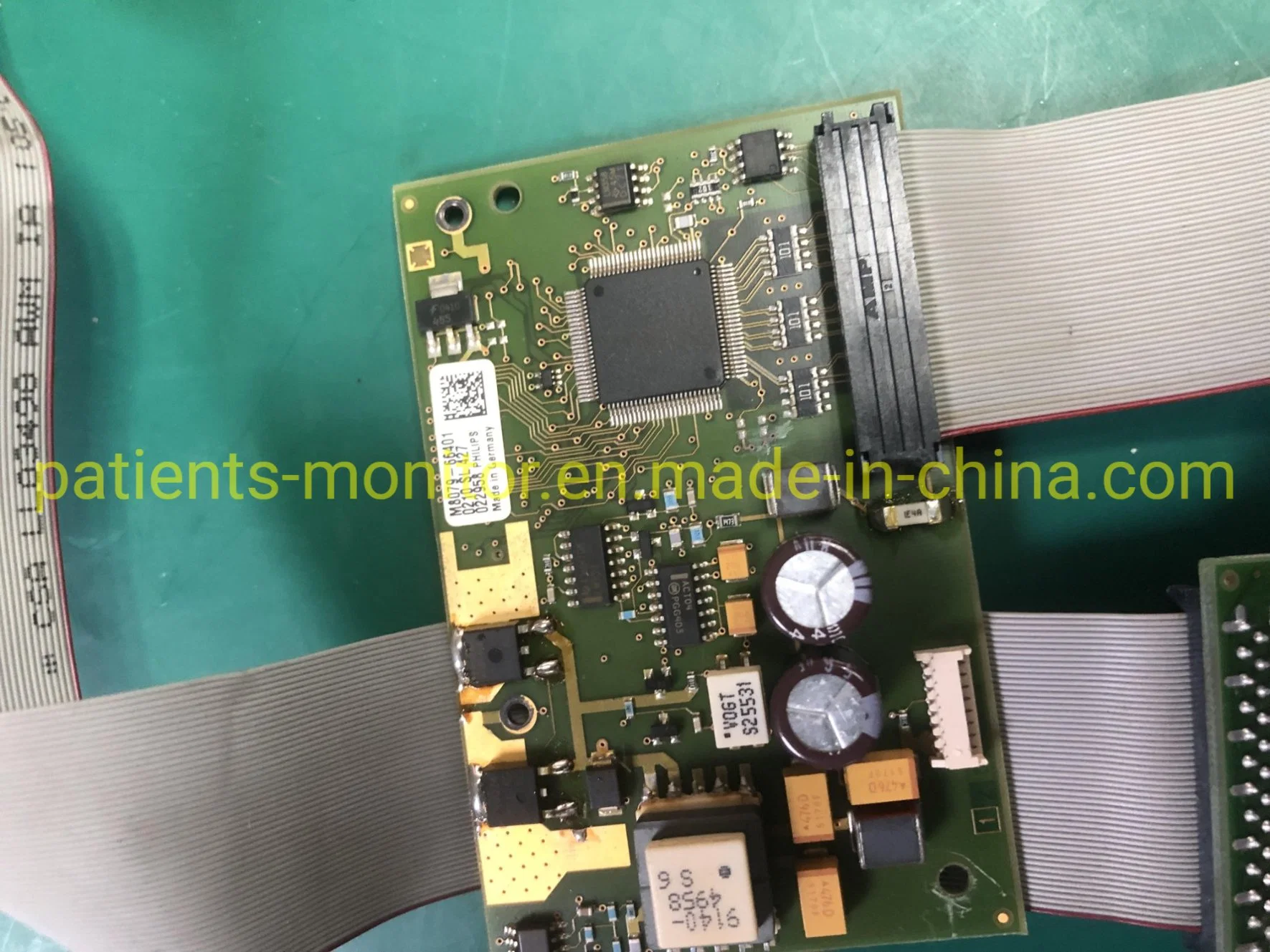 Placa de pantalla LCD para monitor de paciente Philips MP70 M8079-66401