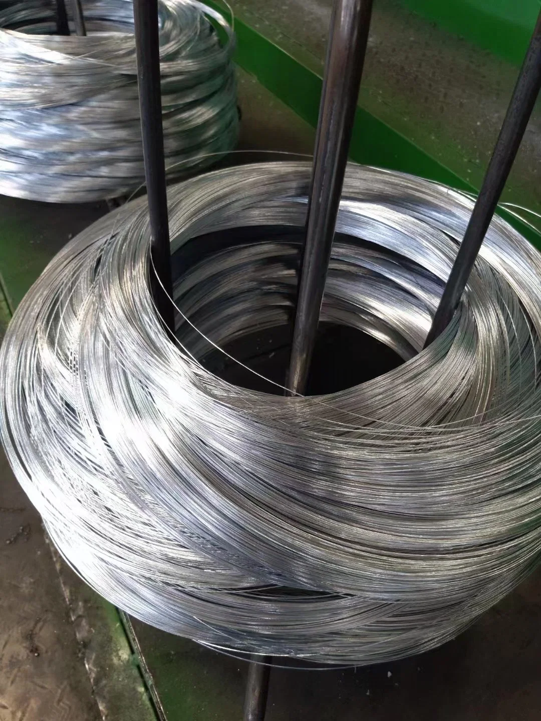 Electro/Hot Dipped Galvanized Zinced Steel Core Wire Rope 4V*39 18/20/22/24/26/28mm Shaped Strand Cable for Travelling & Cantile