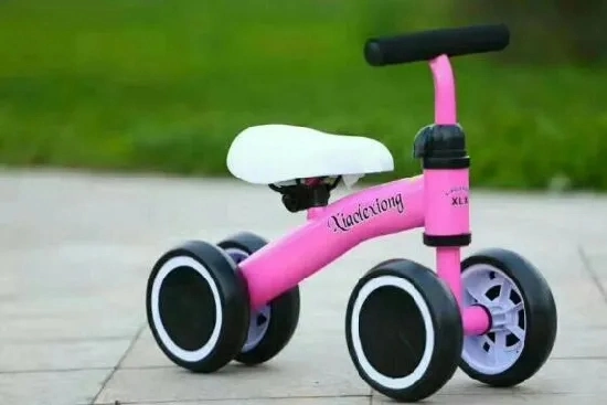 Les enfants de l'équilibre No-Pedal vélo mignon Cool l'équilibre, le swing de vélo Voiture pour bébé, enfants d'équilibre charmant vélo