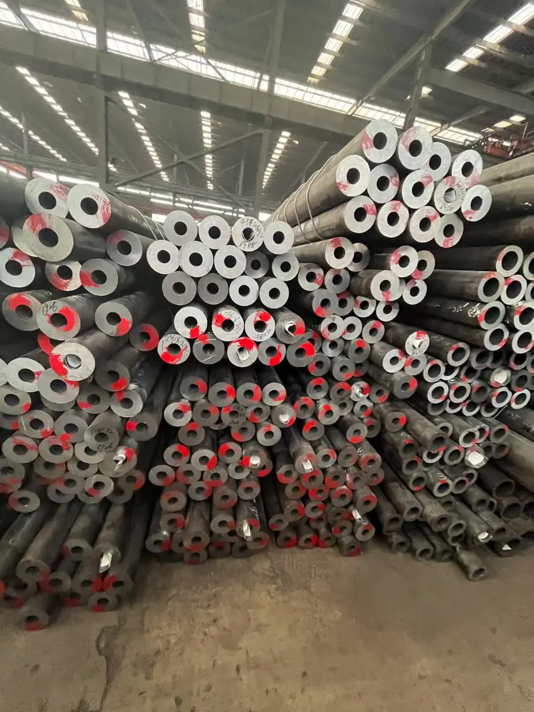 En10297-1 E355 Seamless Pipe E275 St52 SAE1045 DIN2391 St52 E215 E235 Seamless Steel Pipe