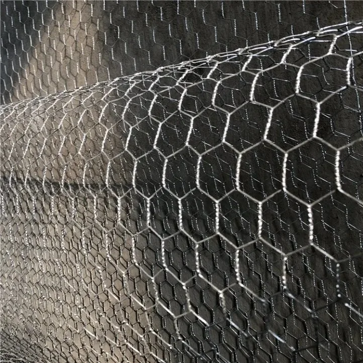 Venta caliente Pet Fence Wire Mesh hexagonal Chain Link no Malla de eslabón de cadena de óxido