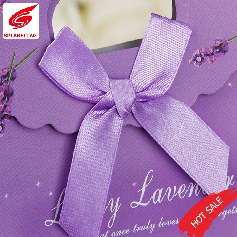 China Manufactures Custom Promotional Christmas Paper Gift Bag with Handles