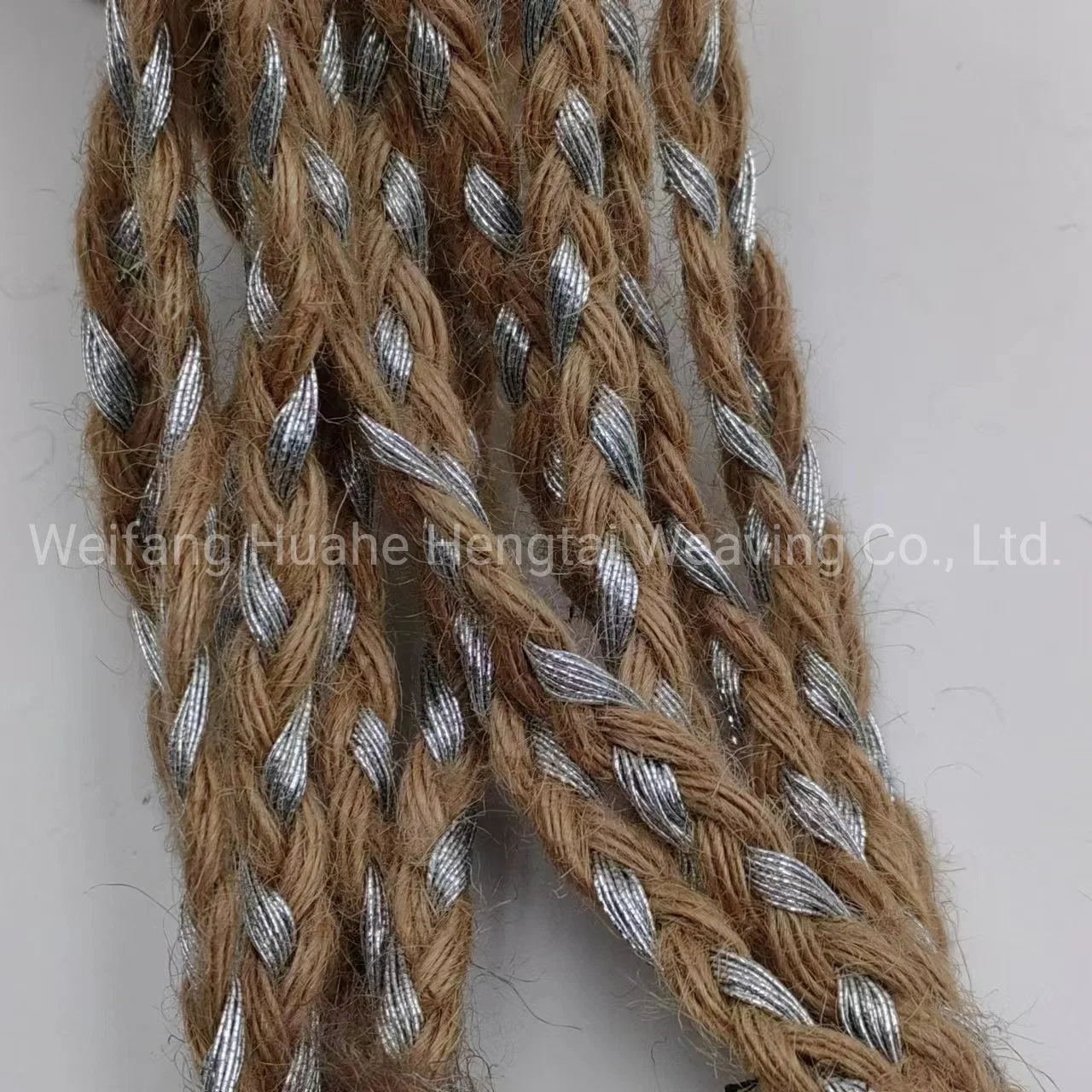 Vente directe d'usine chinoise - Corde en soie, jute et argent rétro pour tricot manuel DIY.