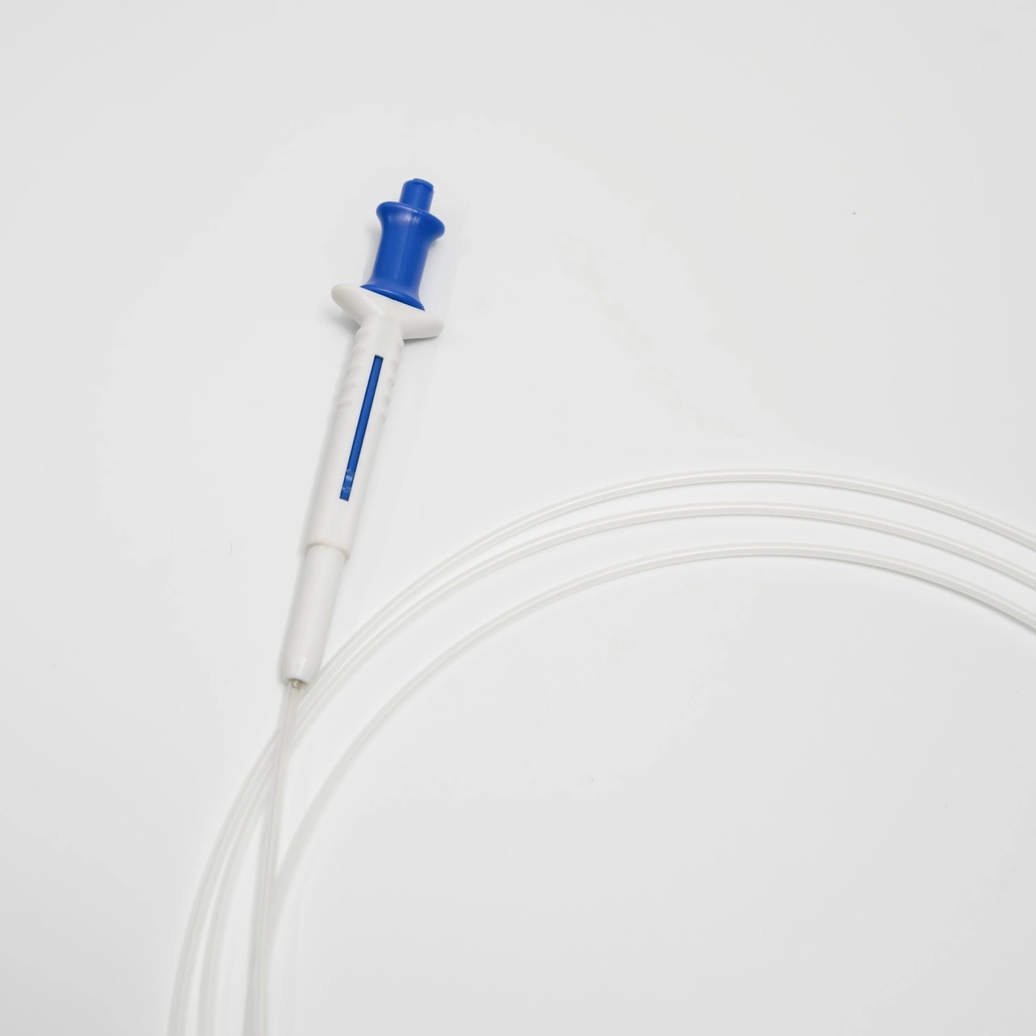 Cfda Authorization Bronchoscope Disposable Spray Pipe Catheter with CE ISO