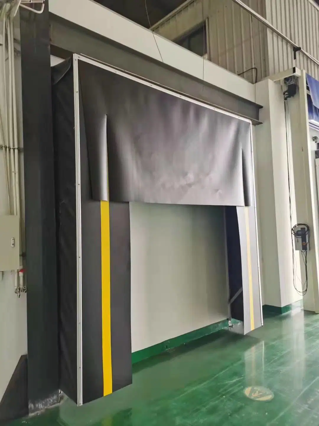 PVC Polyester Fabric Anti-Crush Loading Container Cold Storage Warehouse Overhead Energy-Saving Vehicle Loading Retractable Dock Seal