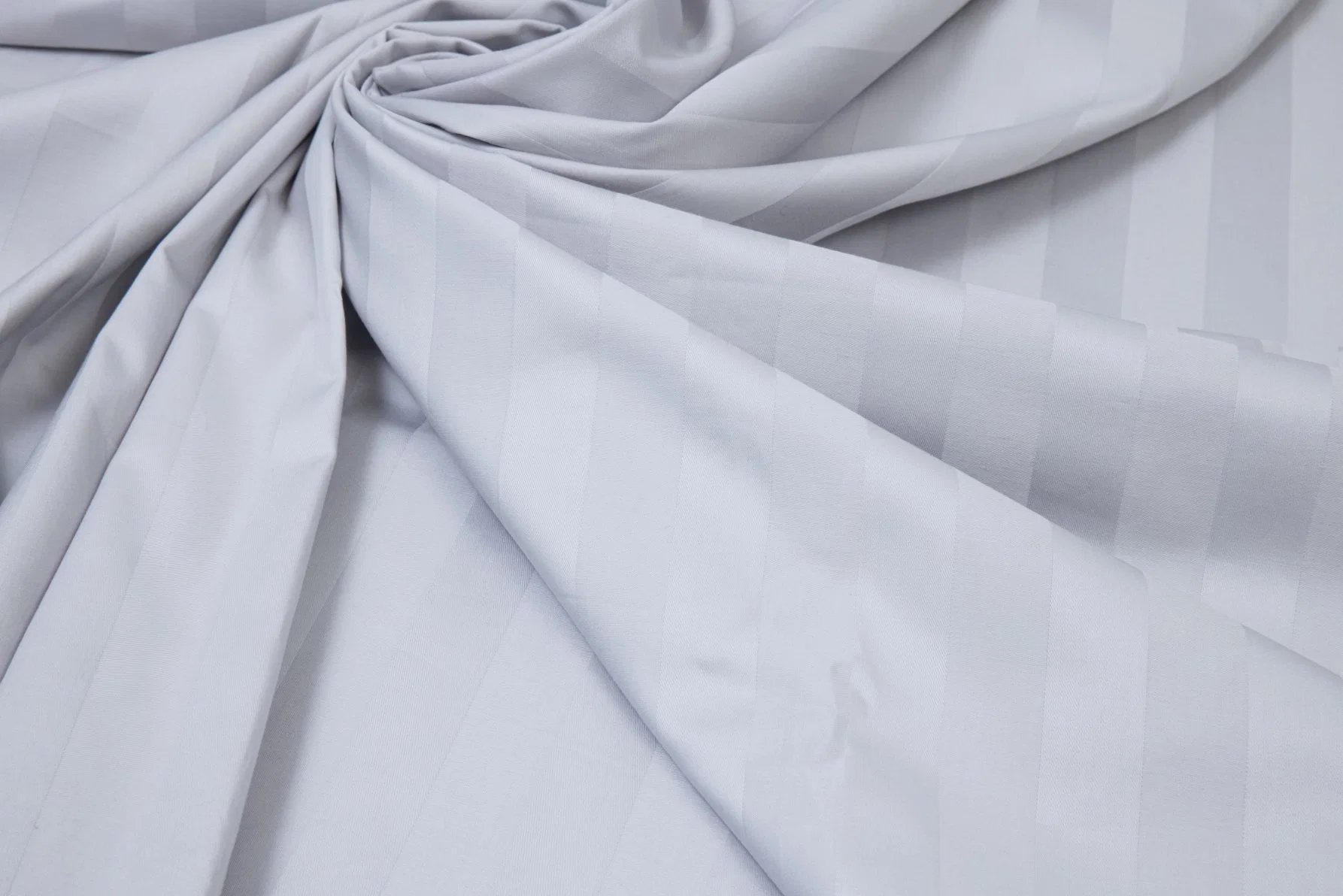 Polyester coton mélangé CVC 60/40 Satin Sateen tissu de literie à rayures Pour linge de lit Hôtel Homtextile parure de lit