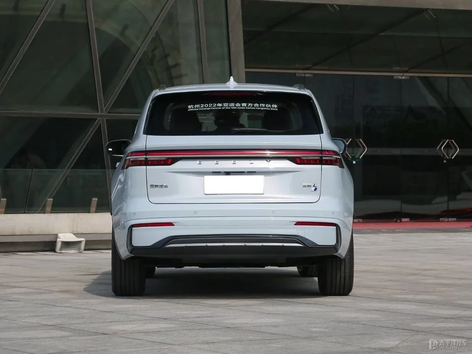 Gran espacio Geely Monjaro Xingyue L Car 2023 300t Estrella Compartir Version Nuevo coche eléctrico de SUV