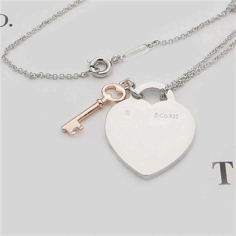 Les femmes bijoux mariage T Accueil Populaire Design Necklace Long métal Collier Pendentif Coeur de la chaîne de clé