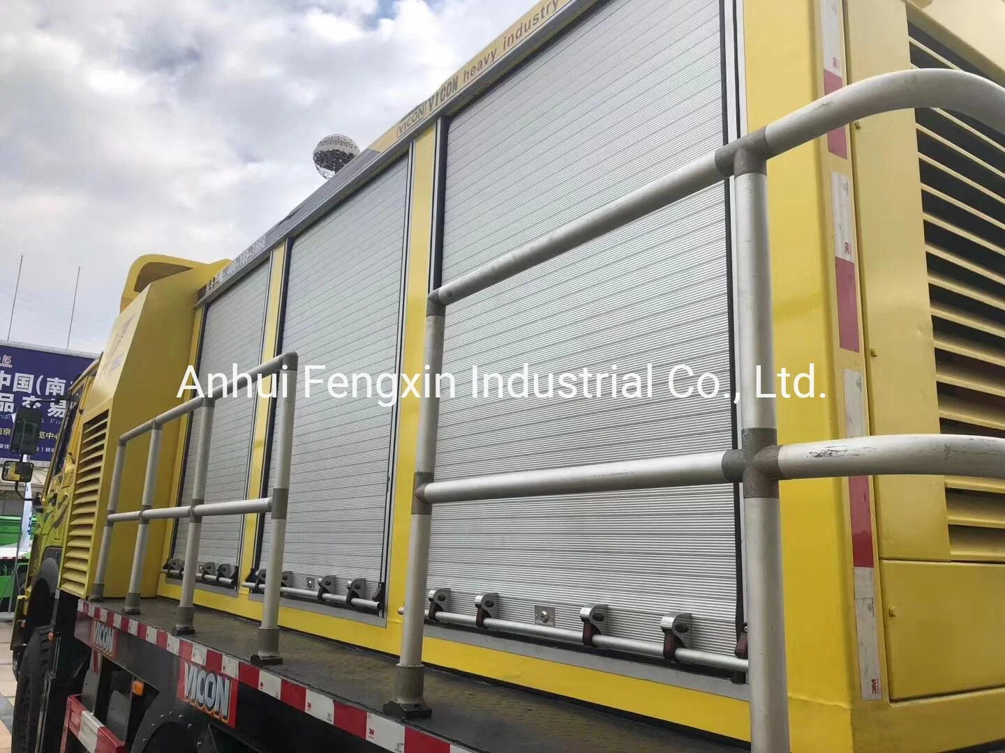 Truck Blind Roll up Door Roller Shutter Used for Various Vehicle