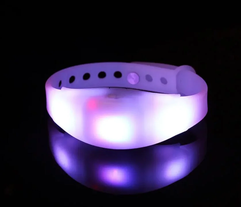 15colors Logo Control remoto LED Reloj pulsera DMX controlado muñequera Para el Partido