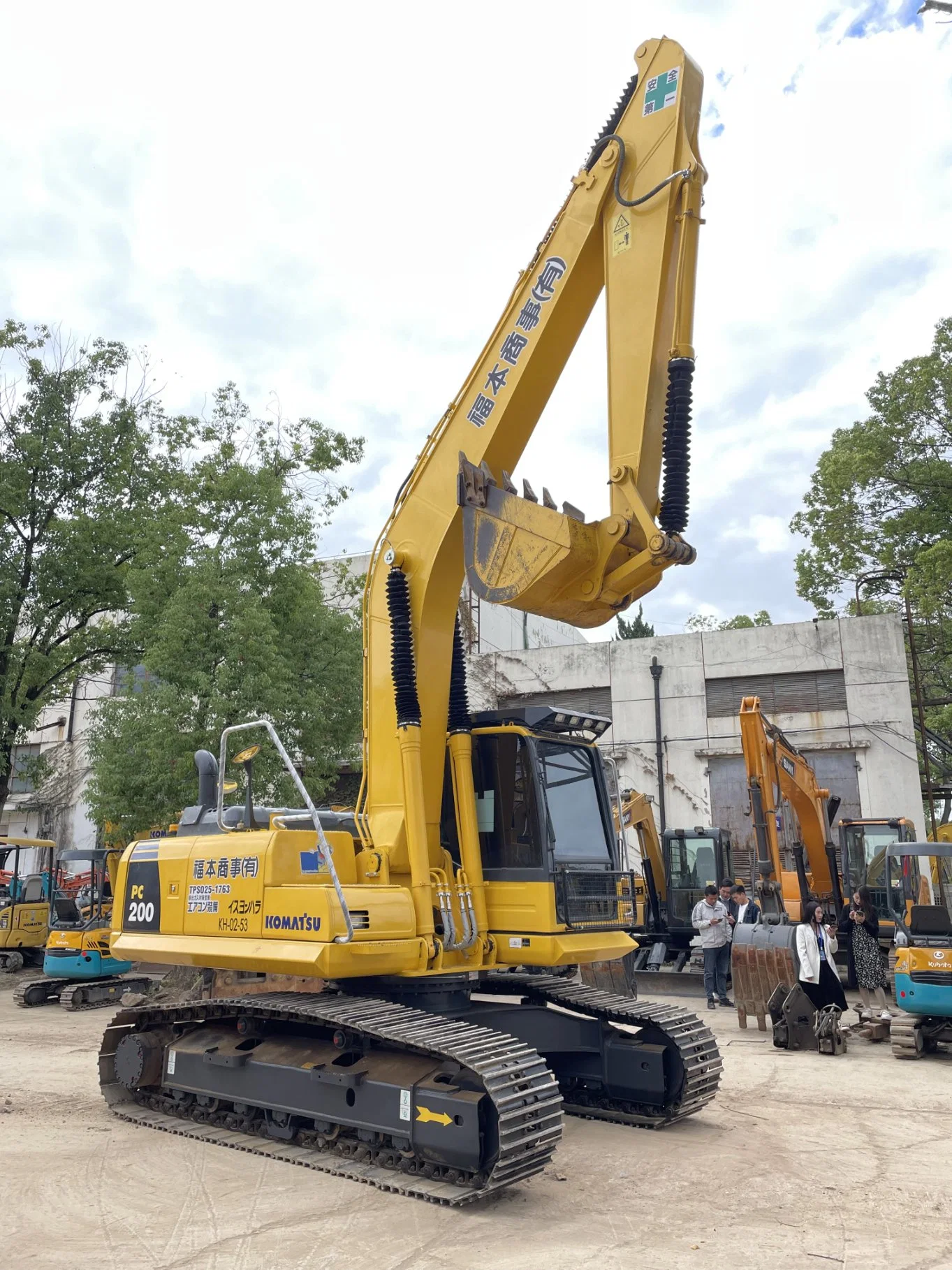 Original Japón utilizó Komatsu PC200-8 Excavadora con alta calidad en Excavadora Komatsu de Segunda mano Shanghai PC200