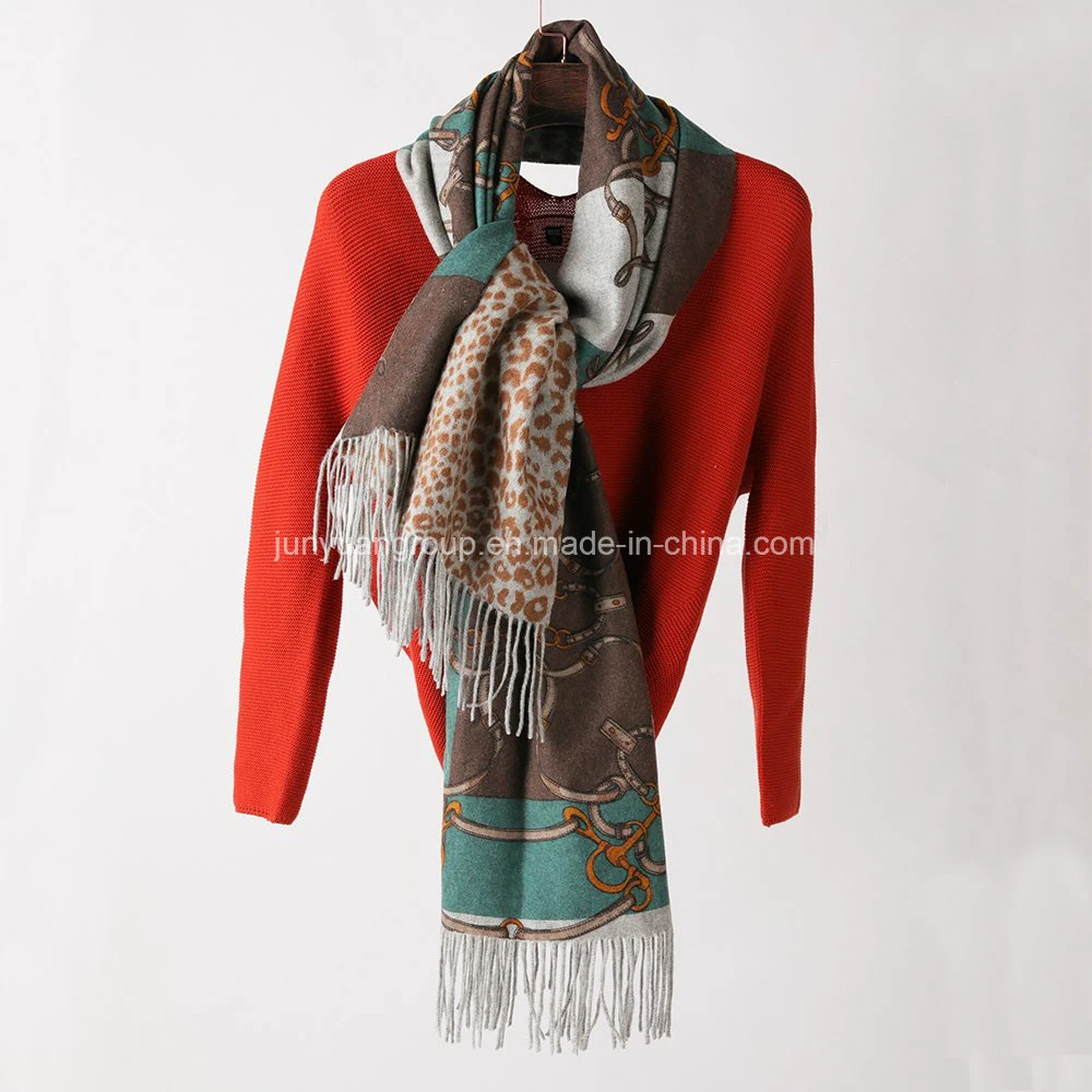 Supplier Euramerican Style Double-Side Print Leopard Wool Cashmere Shawl Scarf