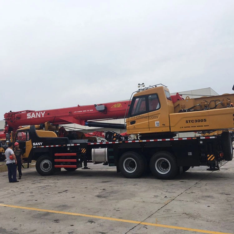 Medium-Sized 30 Ton Hydraulic Truck Crane Stc300