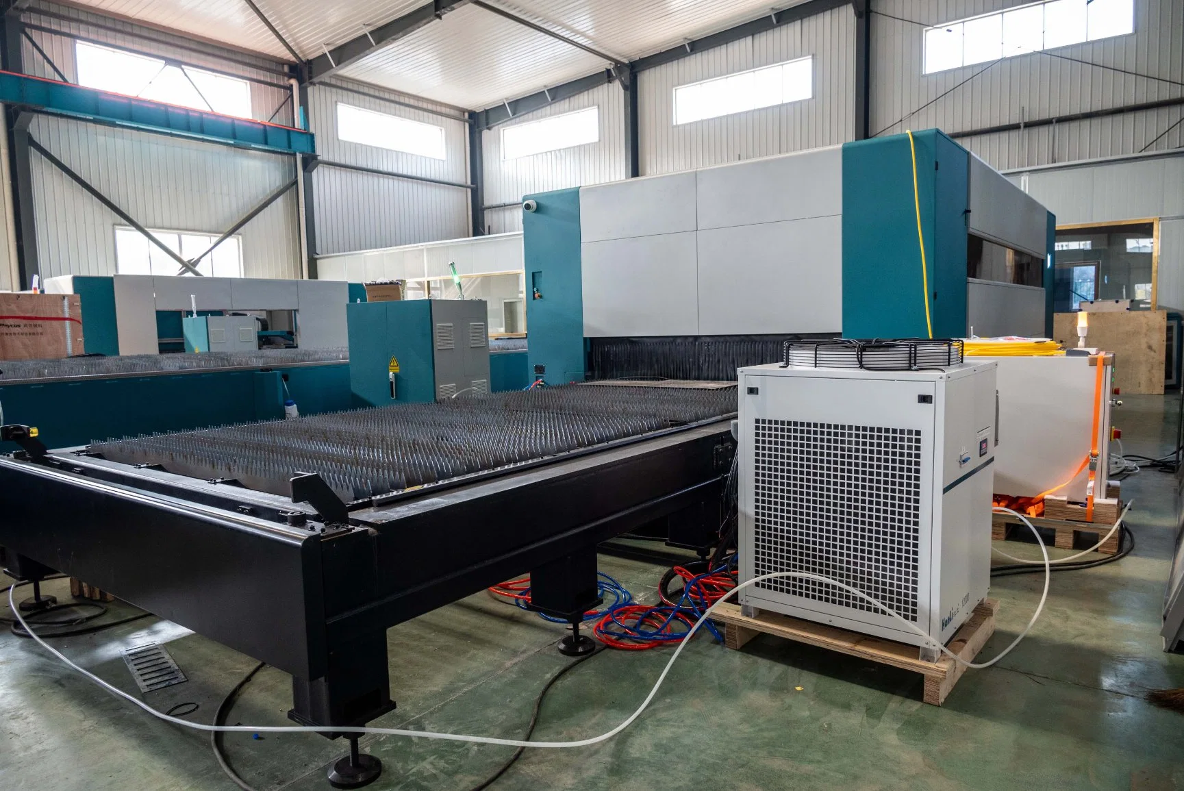 Wholesale/Supplier Fiber Laser Cutting Equipment for Metal Steel 2000W 3000W 4000W 5000W 6000W