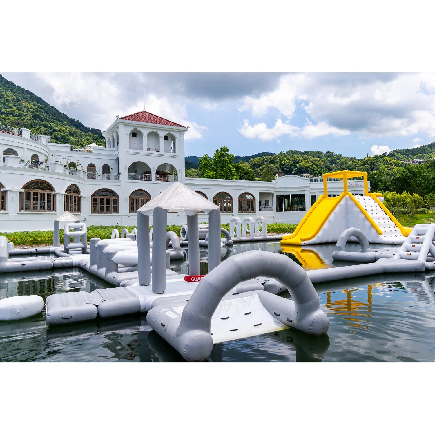 Inflatable Sea Amusement Park Aquapark Wasserpark Aufblasbar auf dem Wasser