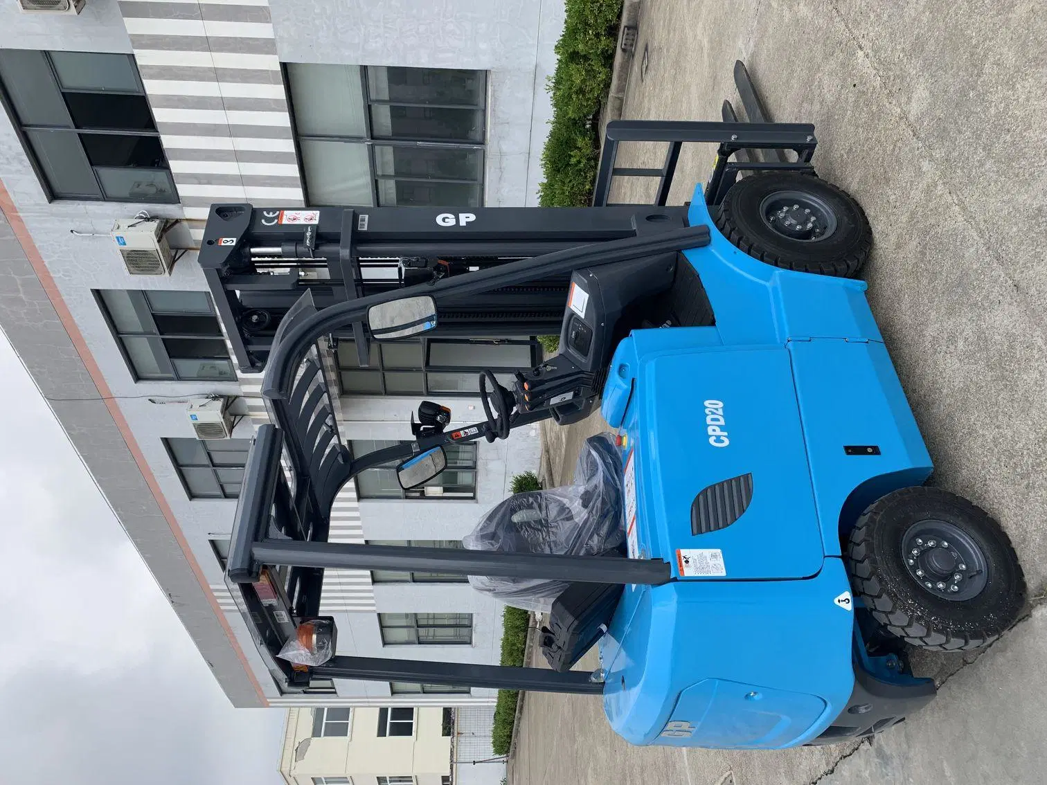 2 Ton Electric Forklift with American Curtis Controller and DC Drive Motor (CPD20)