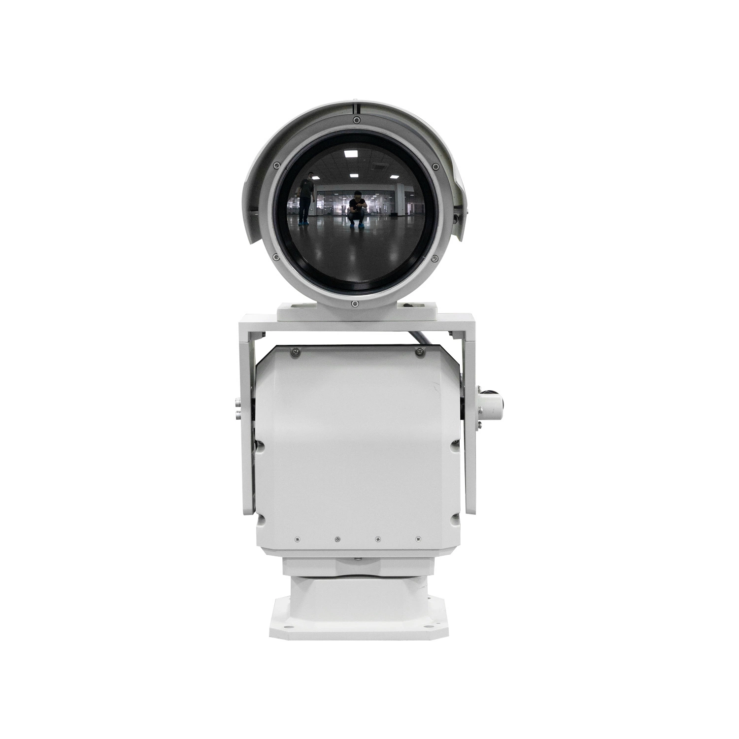 Long Range Security Thermal Camera with Non-Uniformity Correction