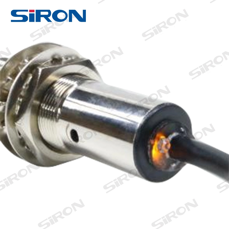 Stron K015-26 M18 IP66 المستشعر الكهروضوئي التأمّل العبقري بالأشعة تحت الحمراء 4 مستشعر الأشعة تحت الحمراء للأسلاك