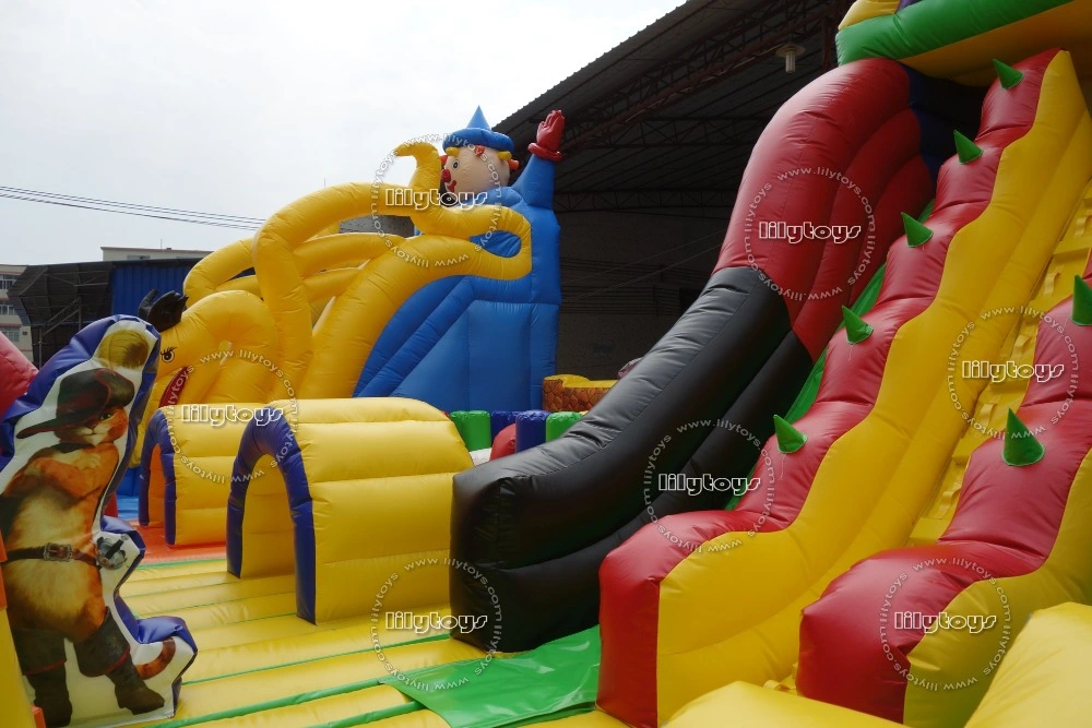 Duradero hinchable tobogán para niños, Inflables de lona de PVC de la ciudad de payaso Playground