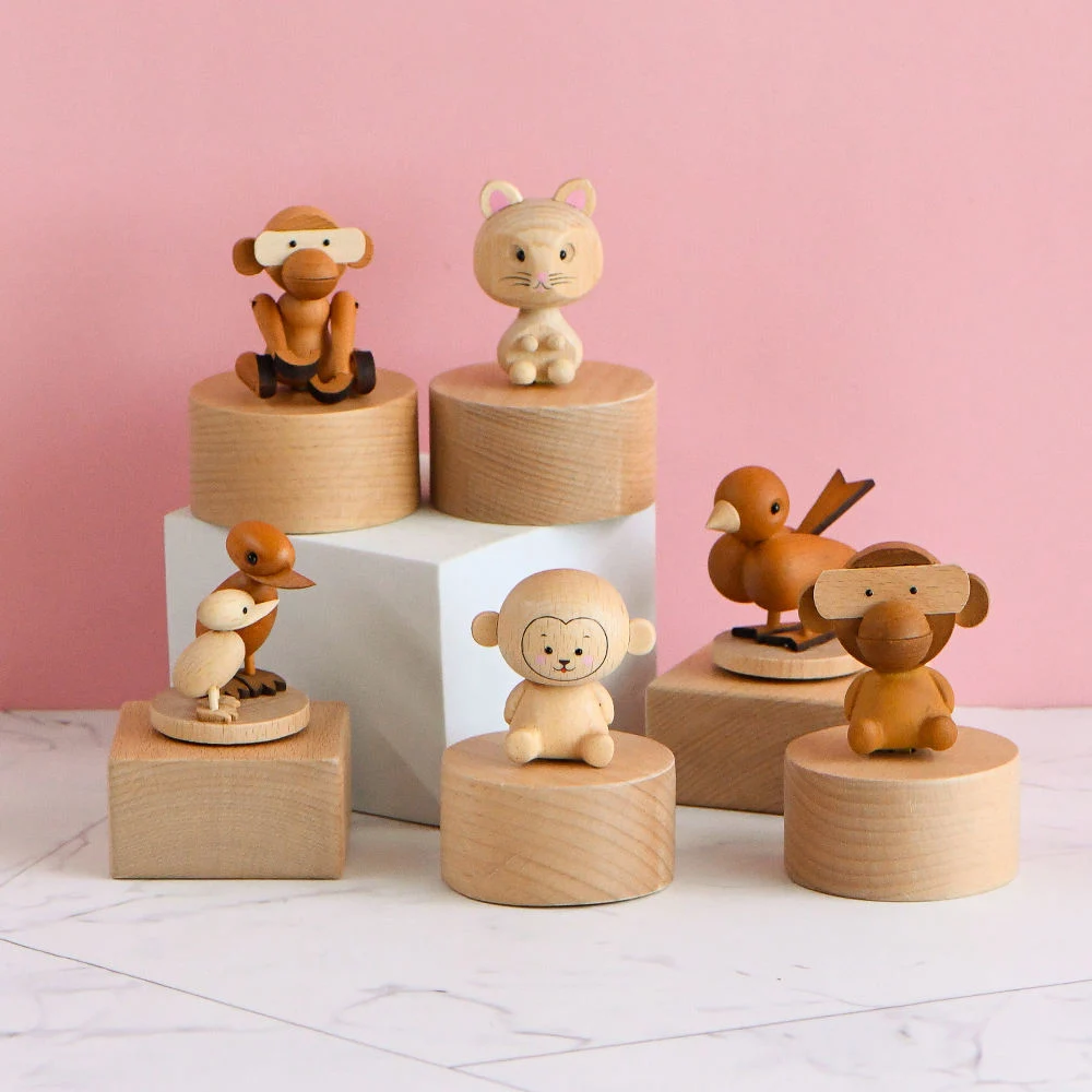 Creative Cute Animals Wind up Customized Song Wood Mini Music Box for Gifts