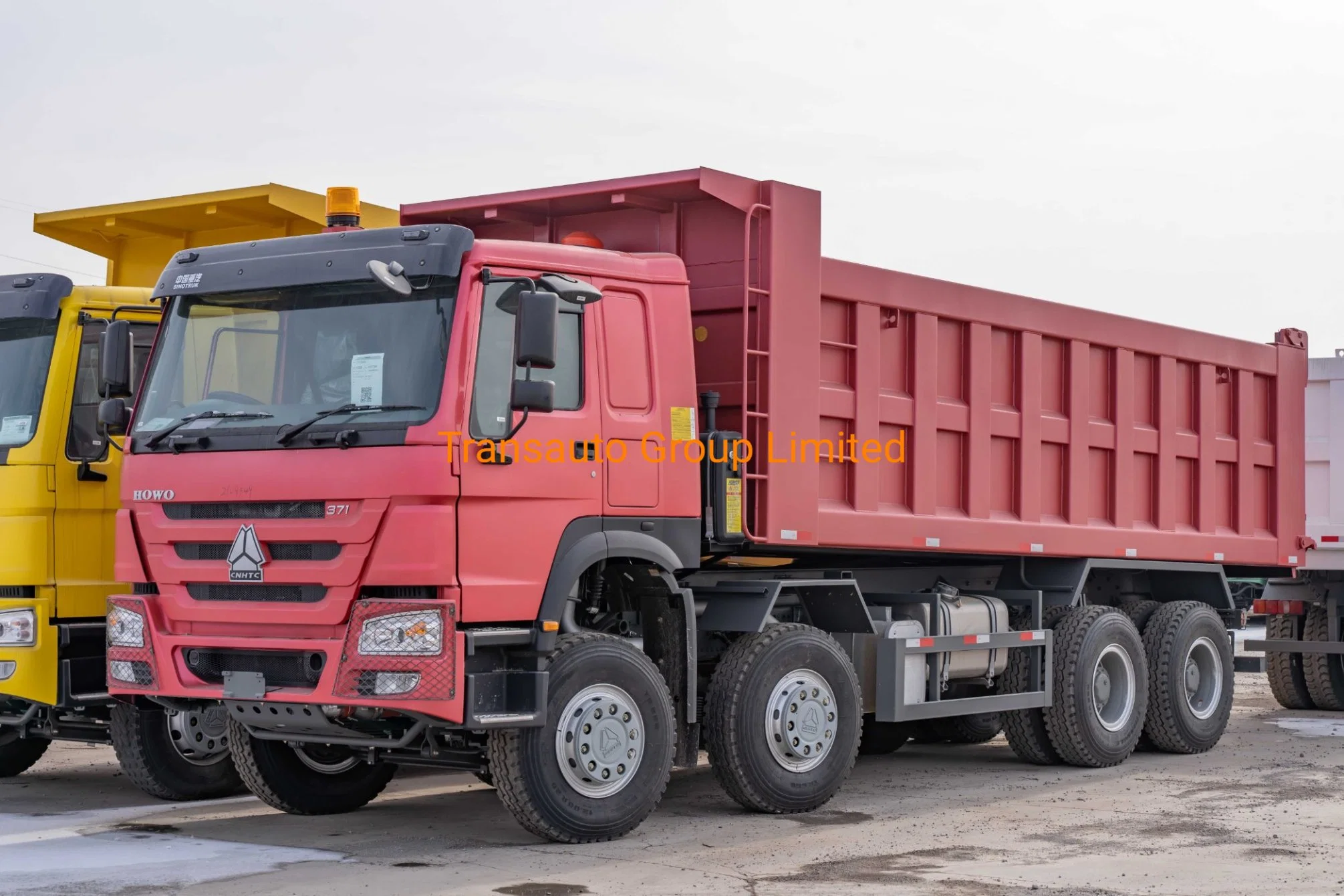 China Sinotruk Cbm 30 m3 8X4 barata HOWO 371HP 12 Wheeler volquete