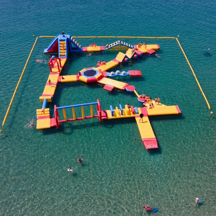 Alta calidad de agua divertido parque de atracciones de flotación inflable parque de juegos de agua para el entretenimiento