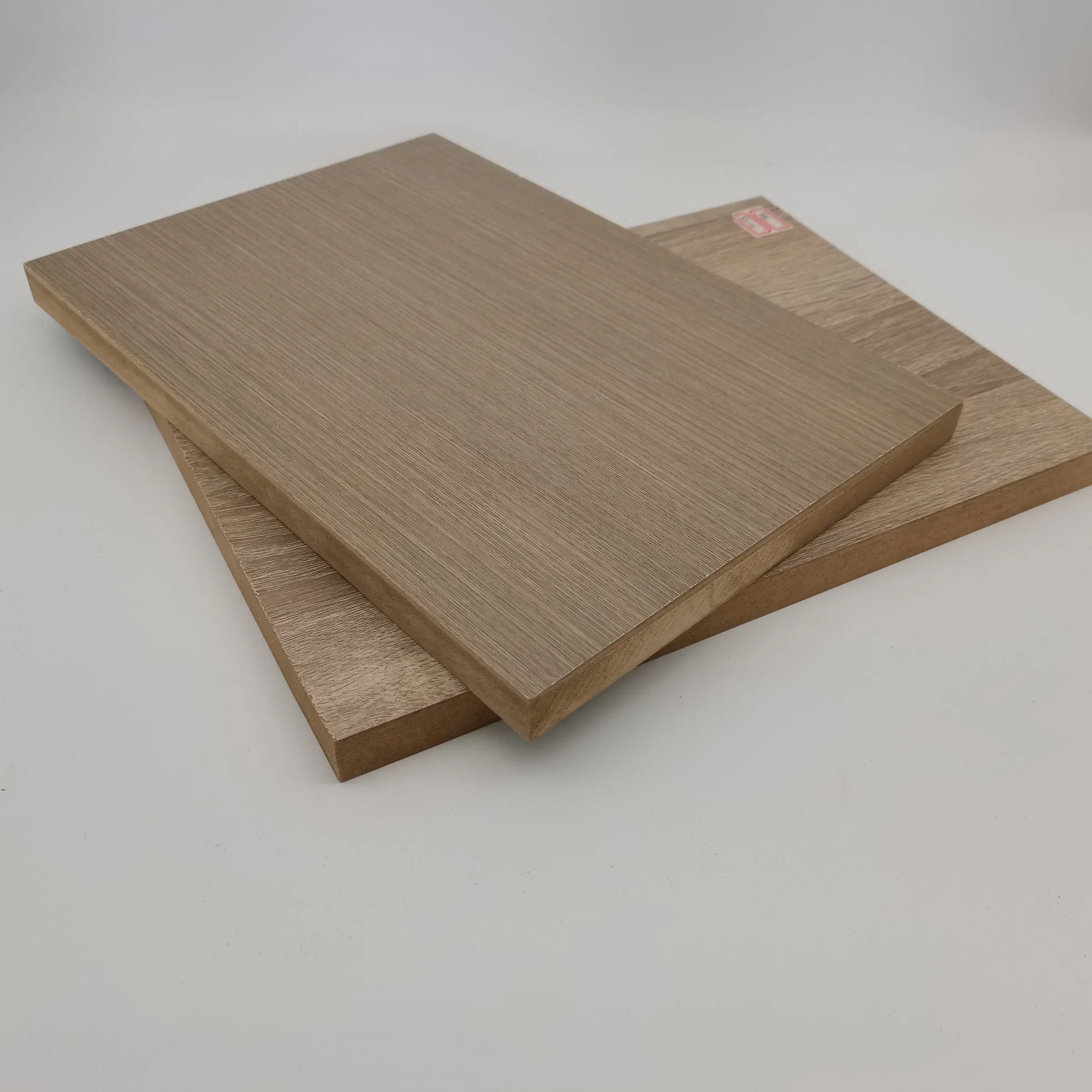 La melamina, laminados de fibra MDF que se enfrentan para muebles y la construcción