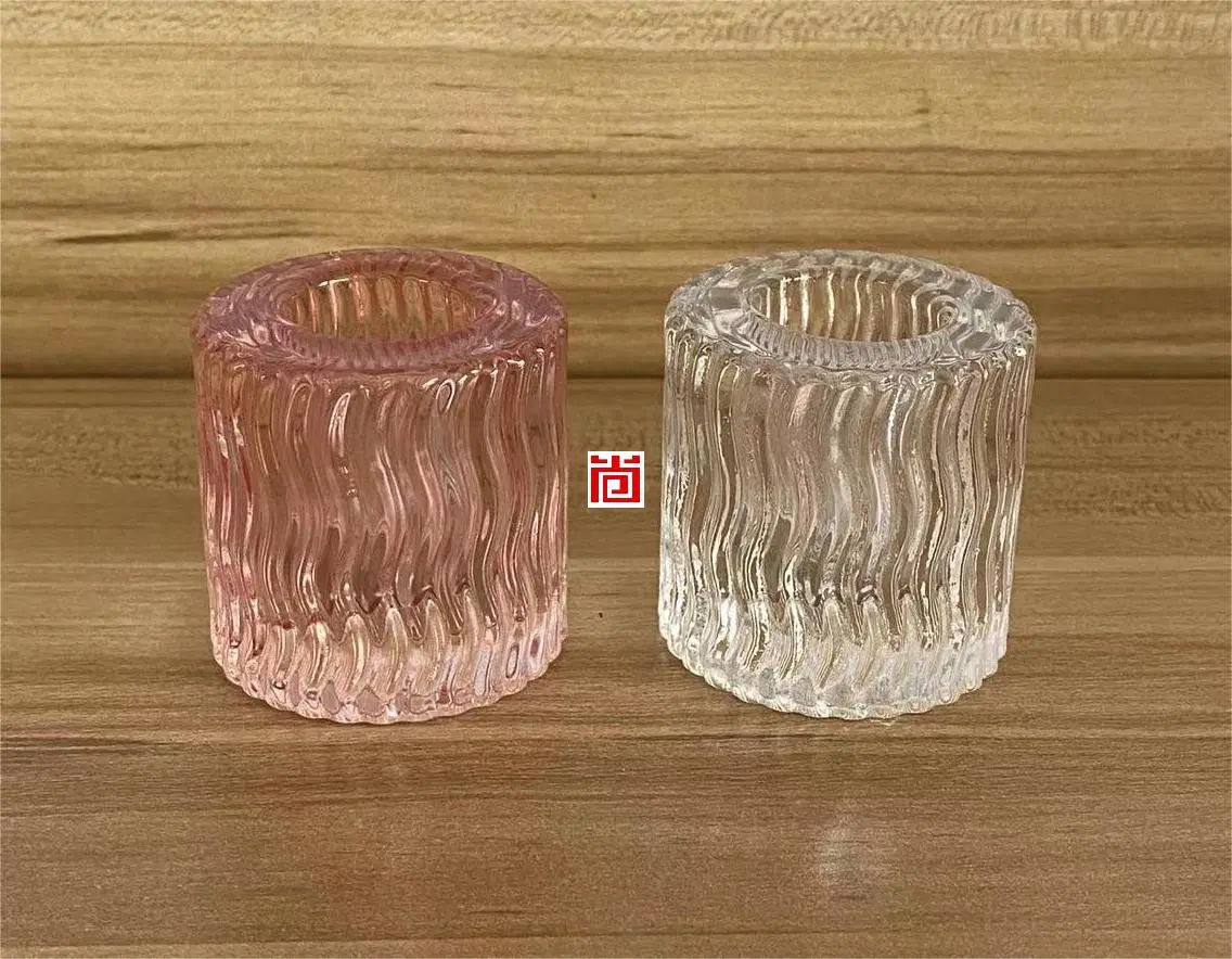 Fabelhafte Wasser Welligkeit Design Column Form Glas Säule Kerzenhalter für Tischdekoration