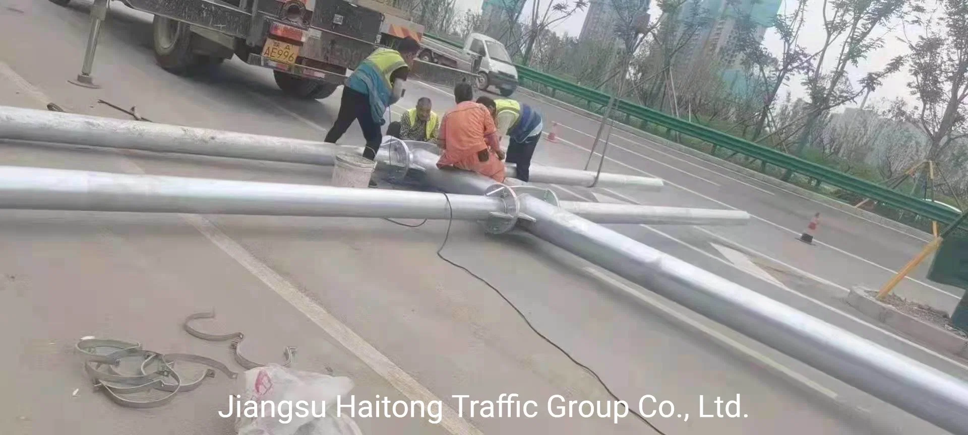 Two Chords Style Hot DIP Galvanized Antifatigue Overhead Traffic Highway High Reflective Sign Structures