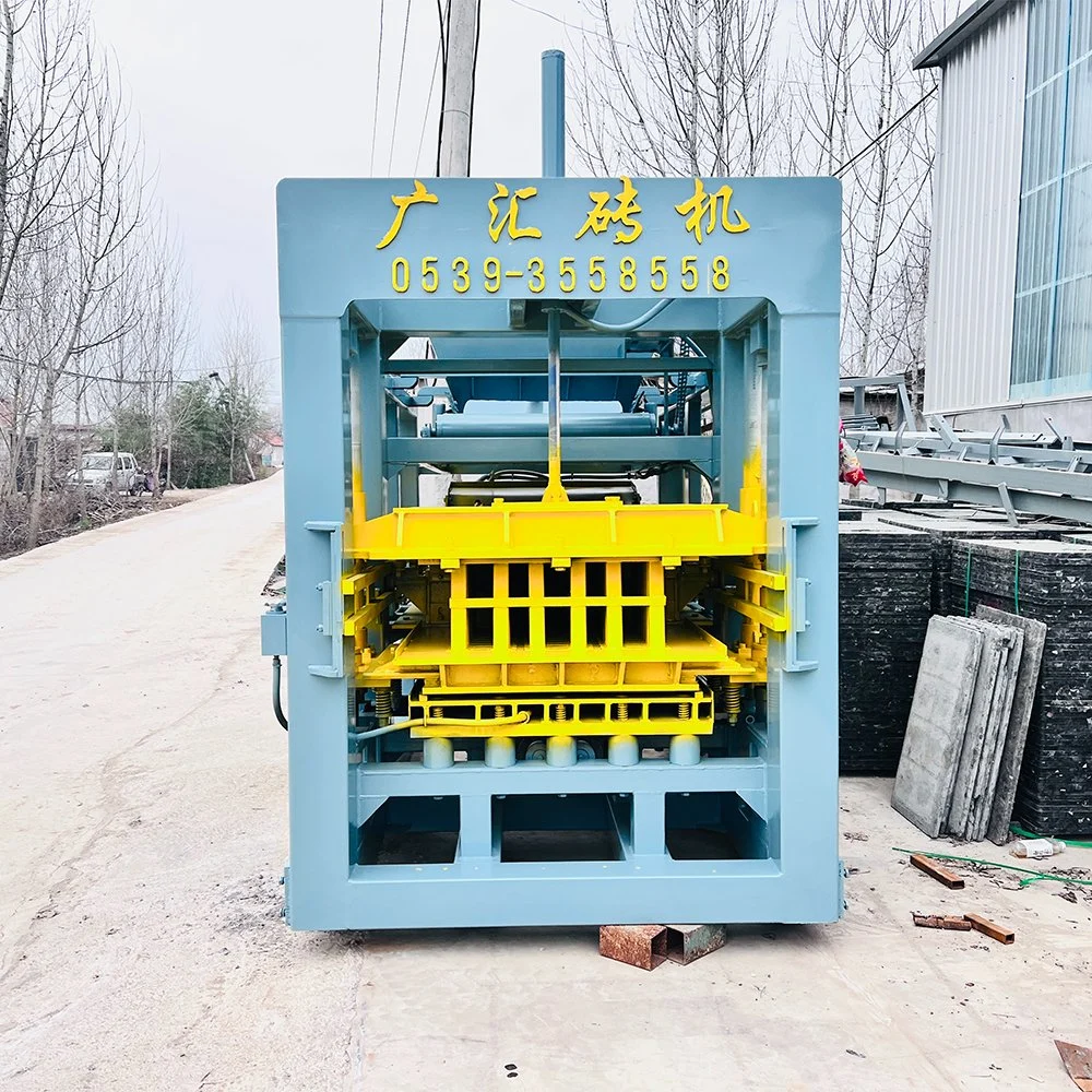 Qt6-15 Hydraulic Press Automatic Concrete Block Making Machine for Sale in USA