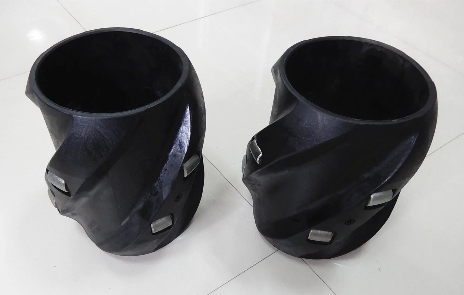 Oilwell Spiral Blade Roller Type Thermoplastic Casing Centralizer